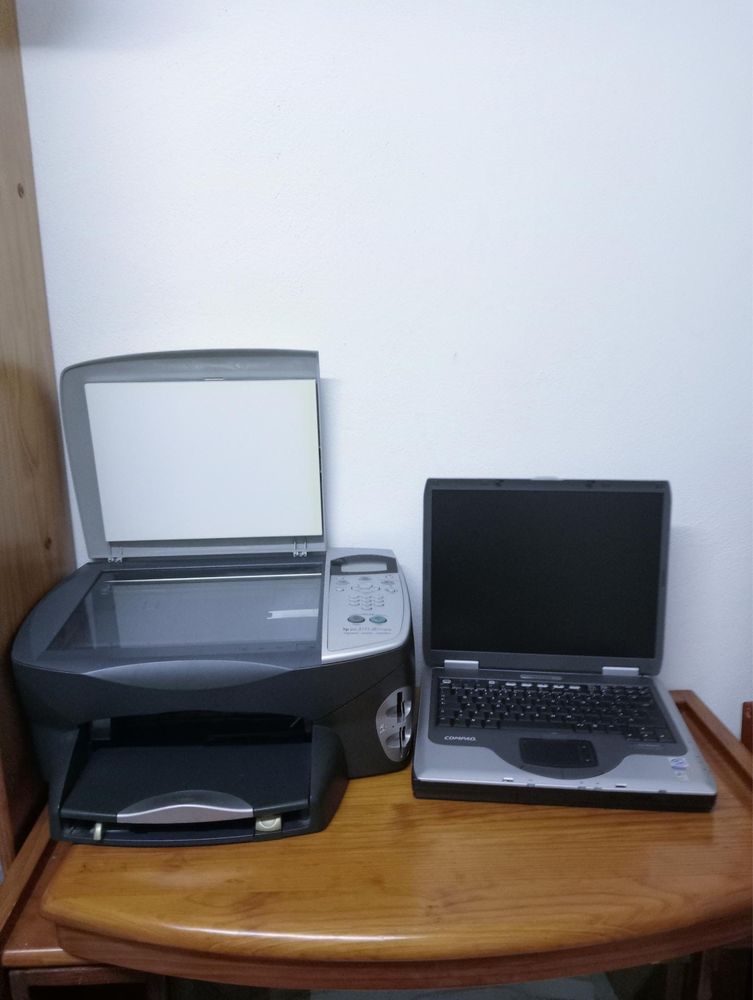 Portátil HP Pentium 4 e Impressora Multifunções HP