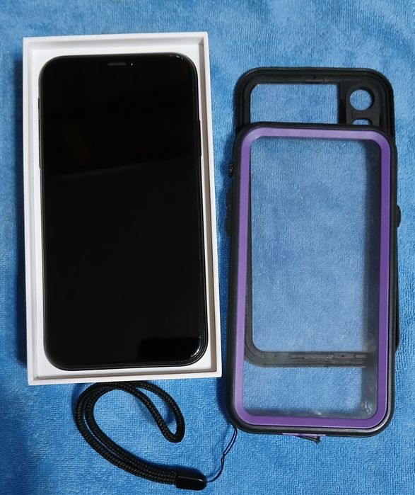 iPhone XR  256 gb на 2 сім карти