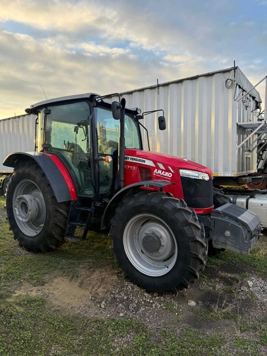 Продам Трактор Massey Ferguson MF6713