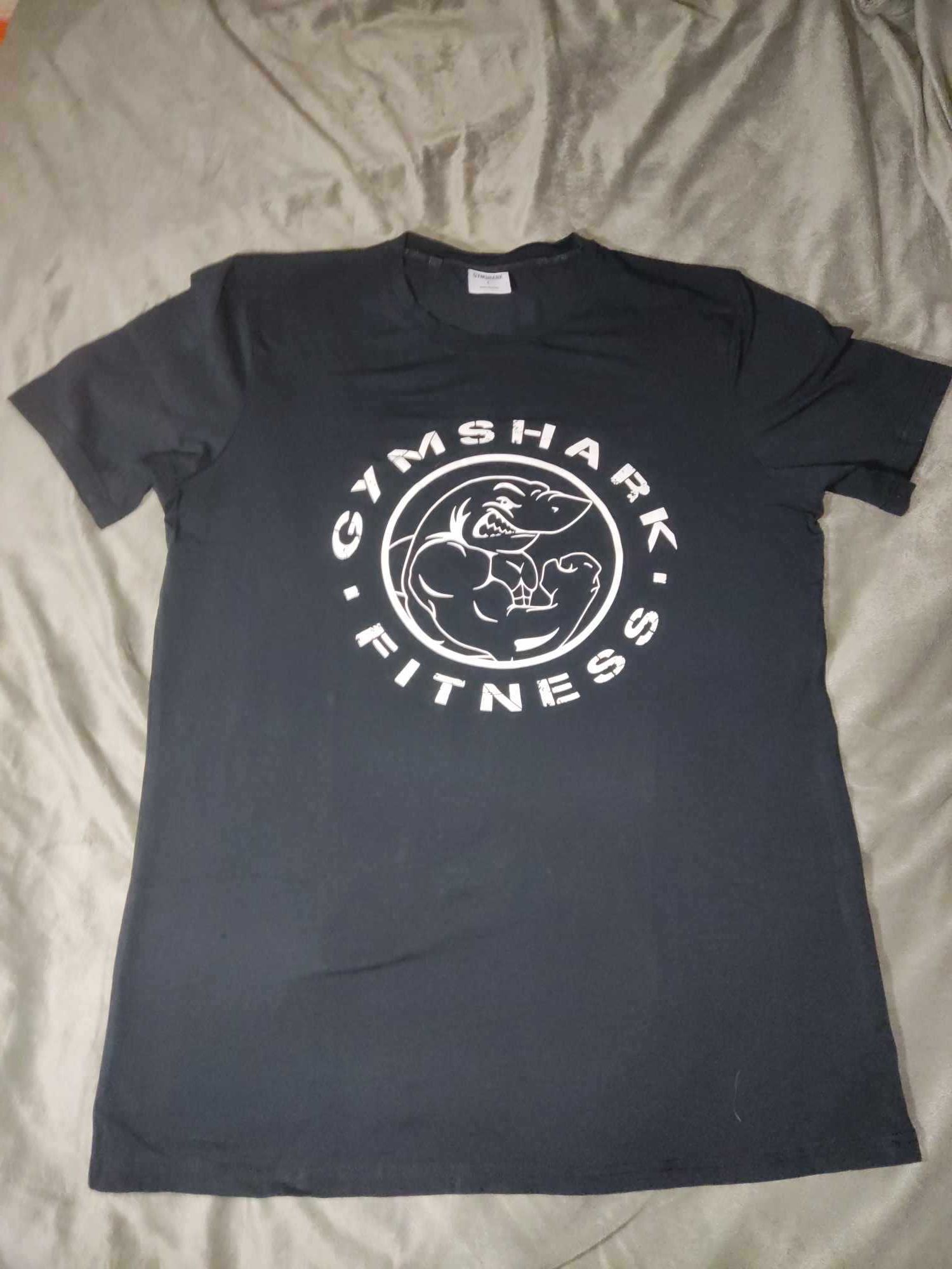 T-shirt GymShark - Pouco uso e em muito bom estado