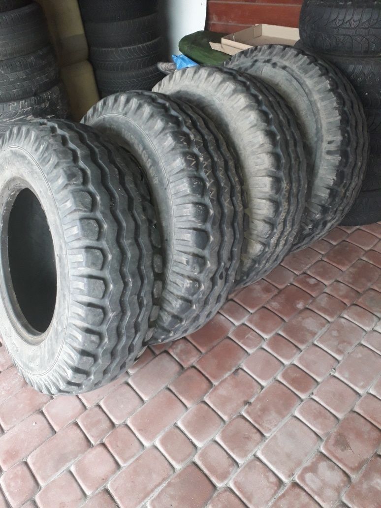 Opony rolnicze 10.5/80 R18 4szt Fulda