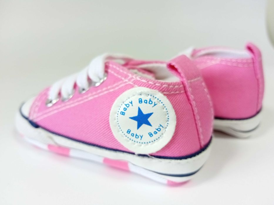 Ténis bebé novos - tamanho 11 - cor rosa