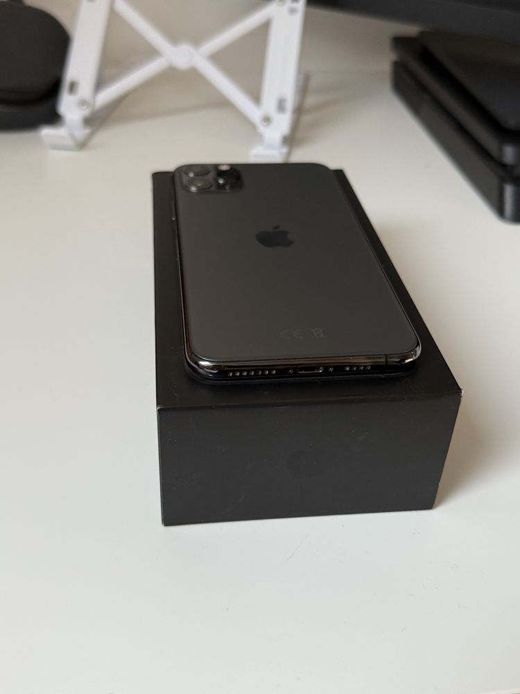 iPhone 11 Pro Max w kolorze Space Gray,pamięcią 256