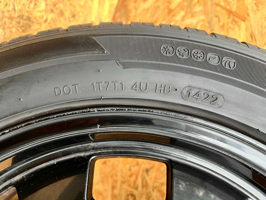 Hankook Kinergy 4S2 215/55 ZR17 98W CAŁOROCZNA POJEDYNKA