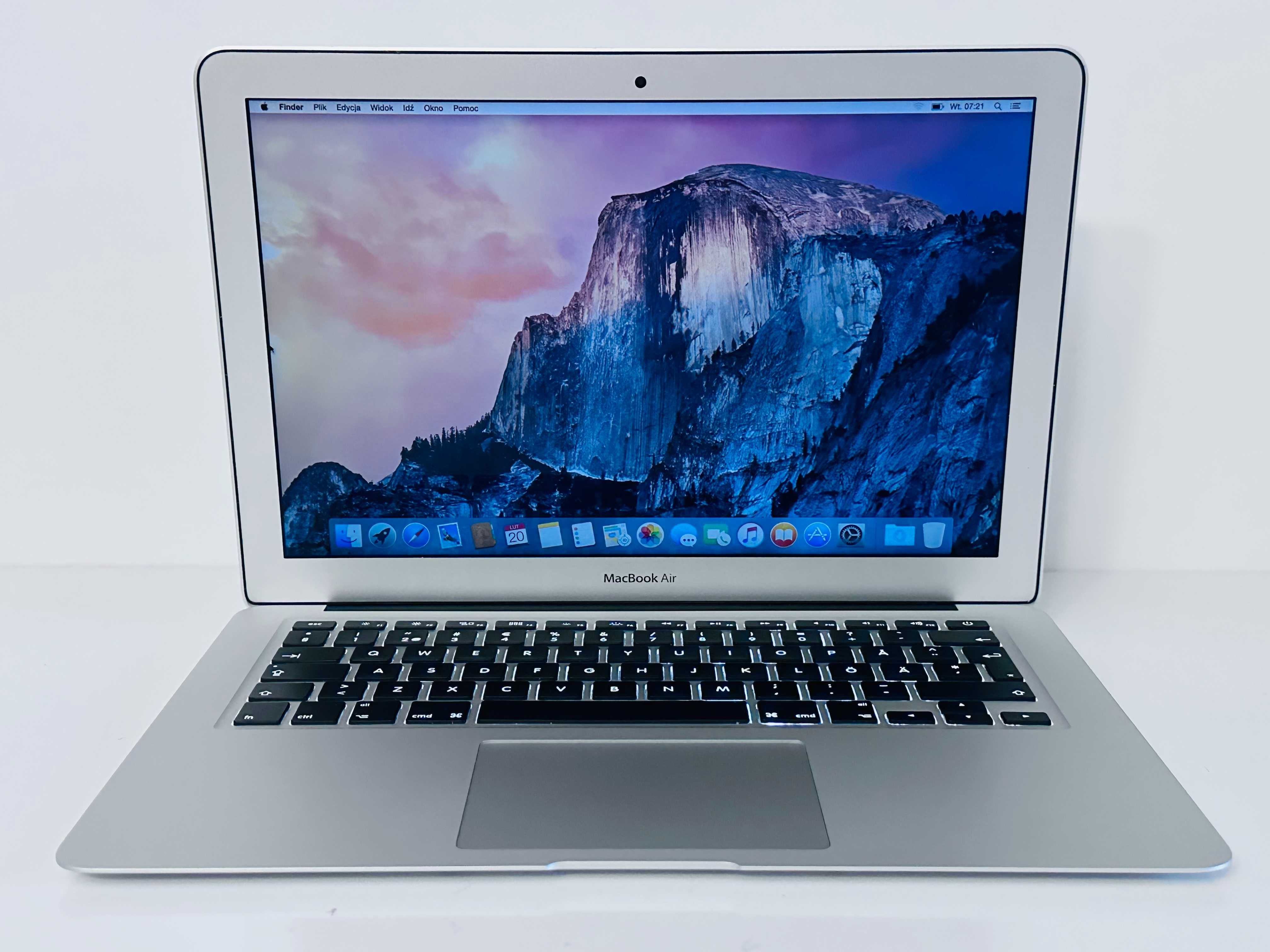 Apple MacBook Air 13 2015 i5 4GB RAM 128GB SSD Silver 240 Cykli