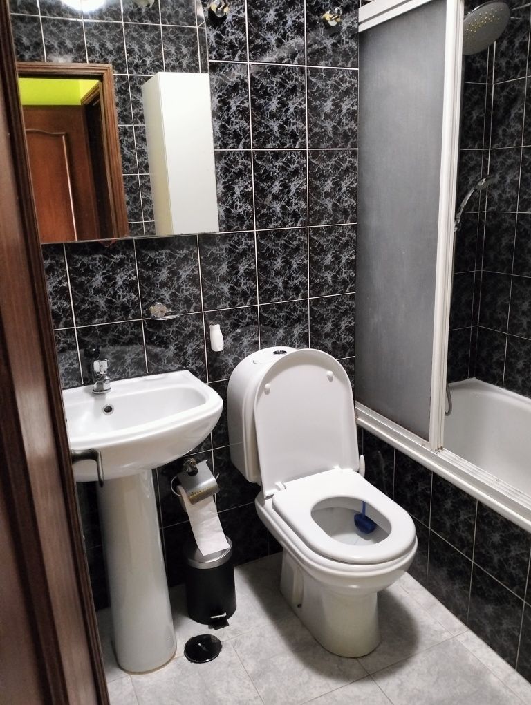 Quartos para alugar (partilhado)