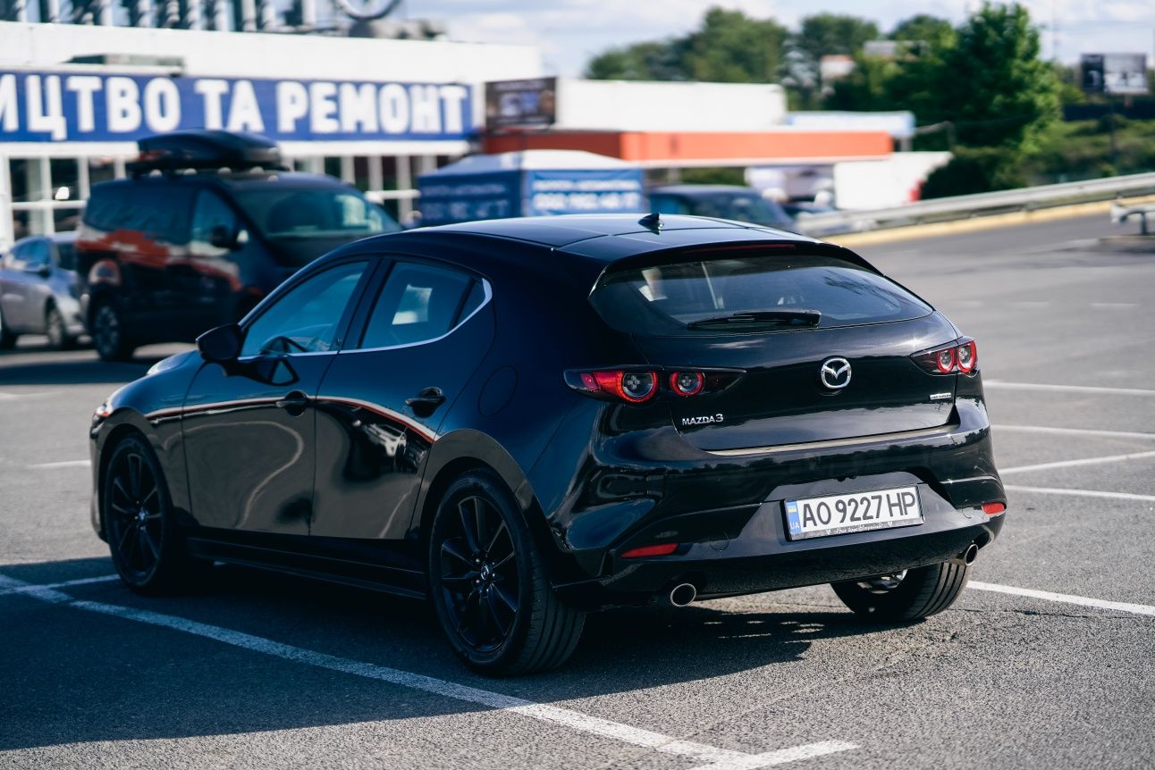 Продам Mazda 3 BP 2019 Premium