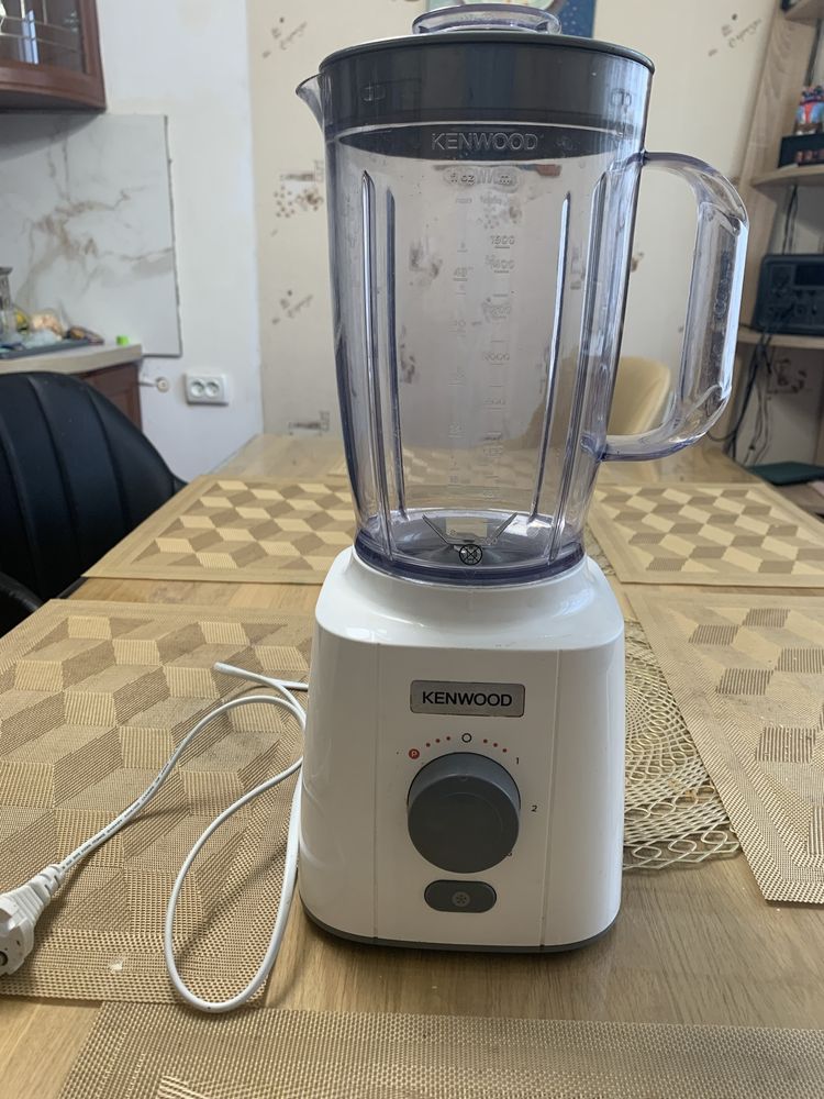 Блендер Kenwood BLP41