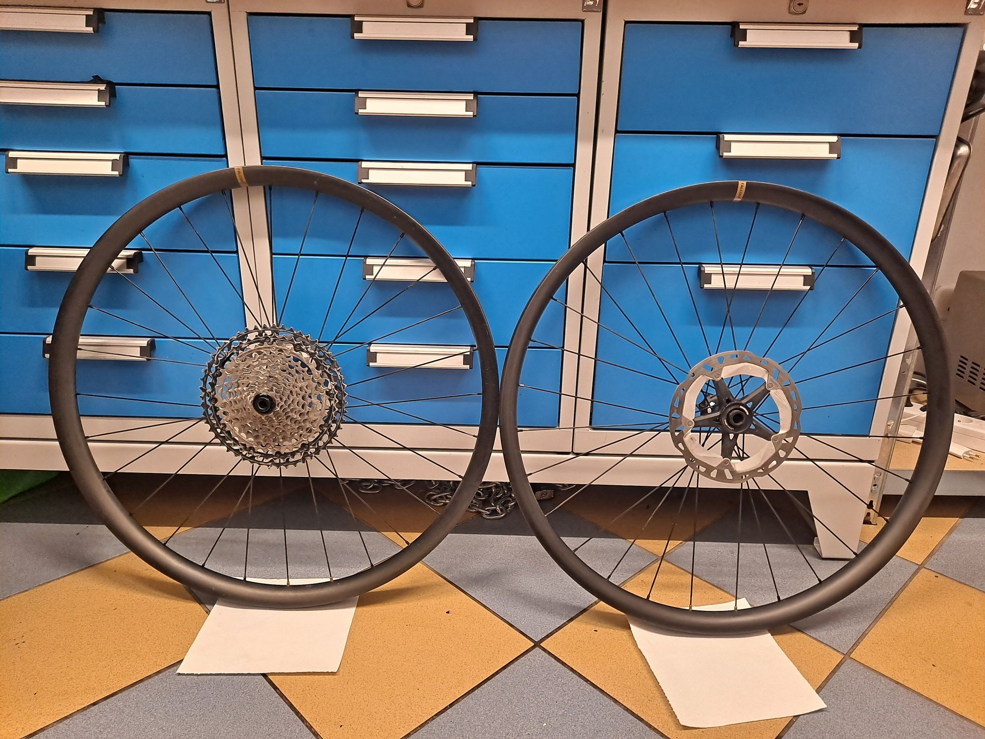 Karbonowe koła MTB Falcon Wheels