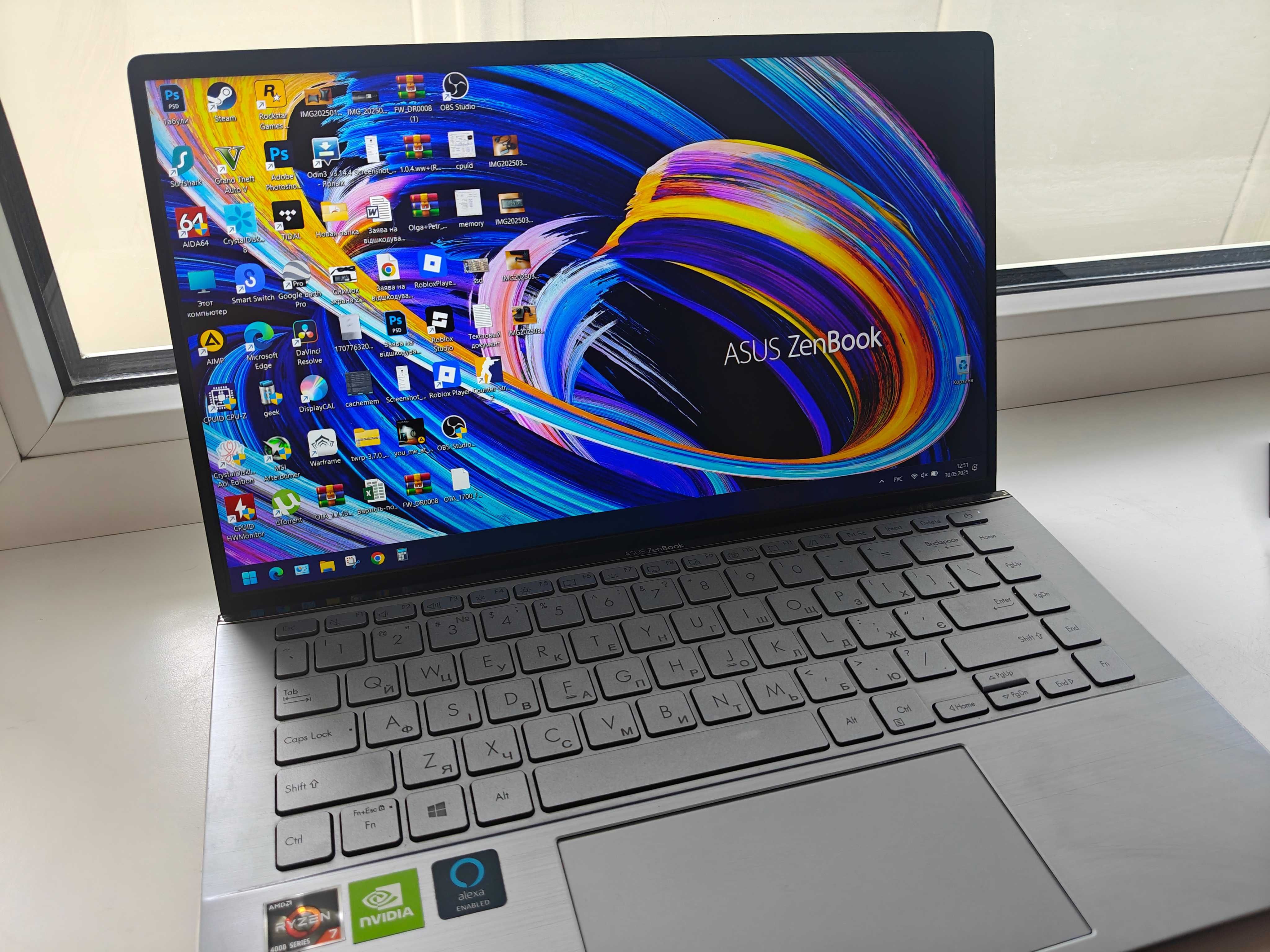 Ноутбук ASUS Zenbook 14 R7-4700U MX350 16GB RAM 500GB SSD