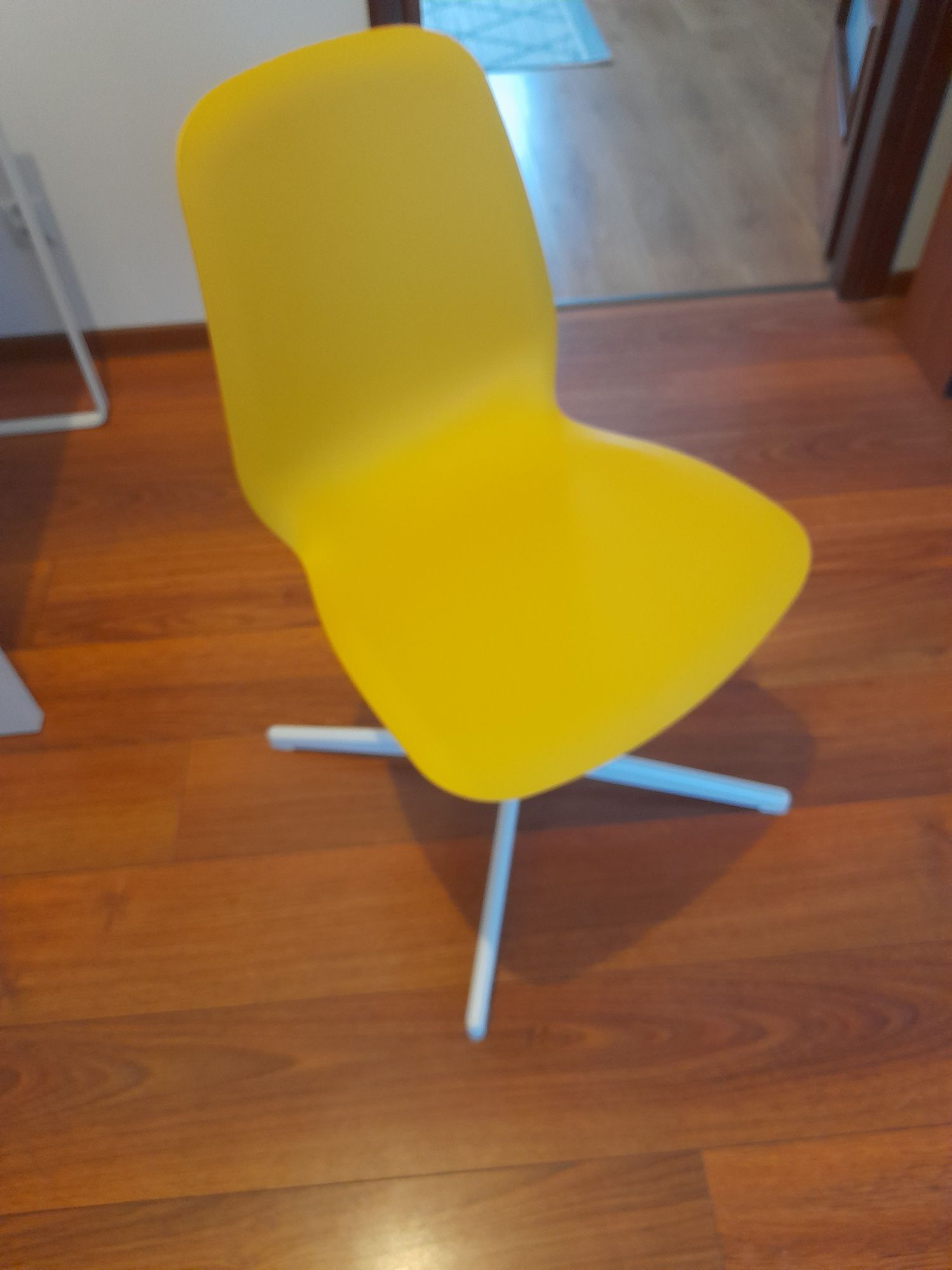 Krzeslo obrotowe/ikea
