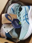 Топові блакитні бігові кросівки Asics