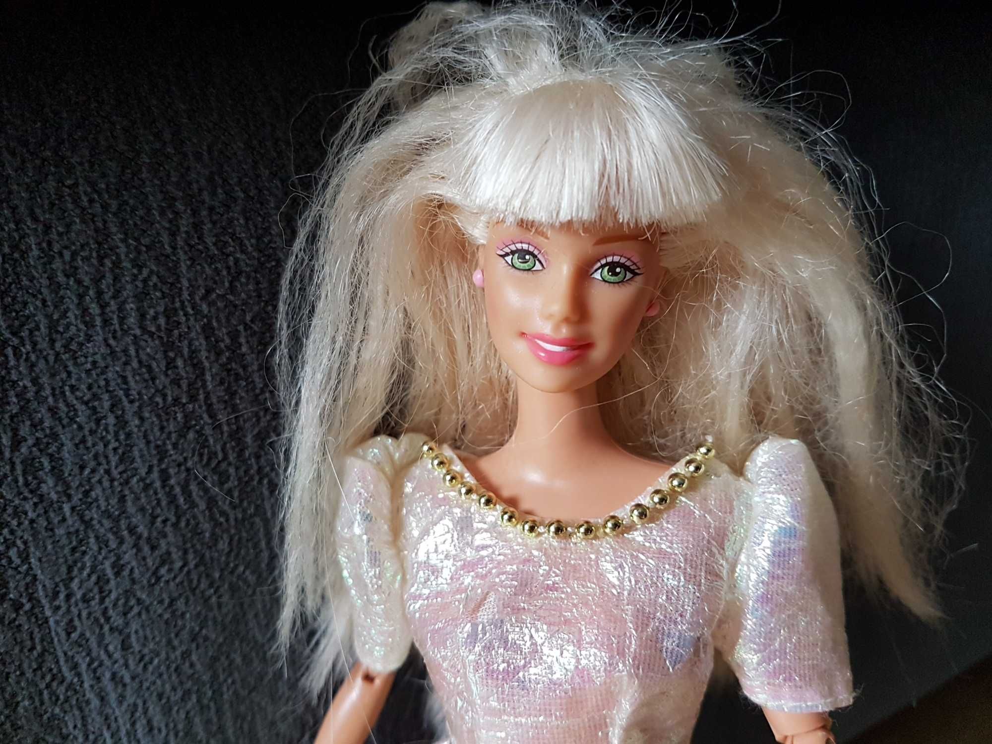 Lalka Barbie Mattel 1999 rok blond karbowane włosy kolczyki