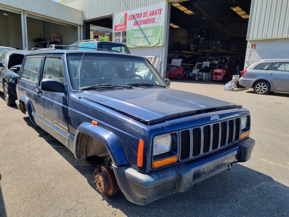 Jeep Cherokee XJ Sport de 2.5 T.D de 1998 para peças