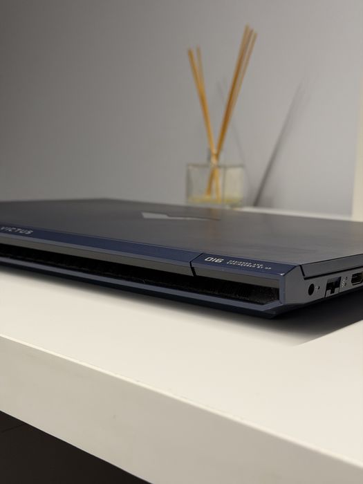 HP Victus 16 - Ryzen 7 + RTX 3060