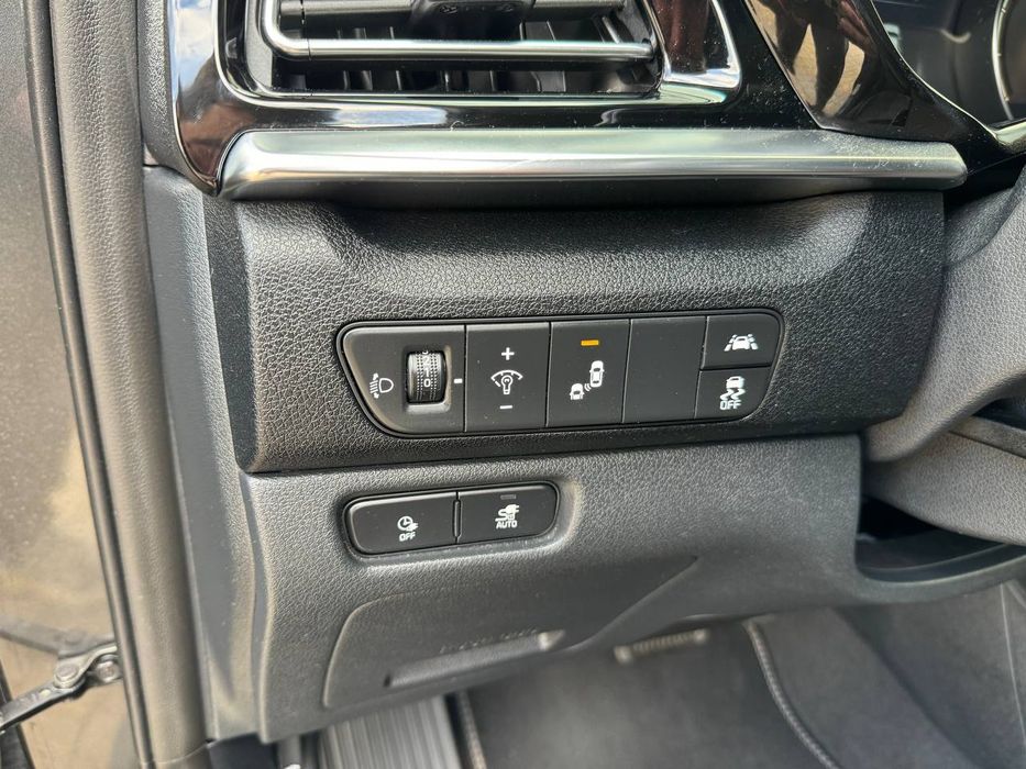 Кіа Ніро 64кВт  з гарантією