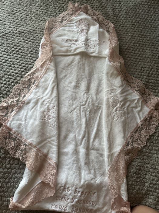 Крижма з вишивкою + святковий костюм для дівчинки (новий набір)