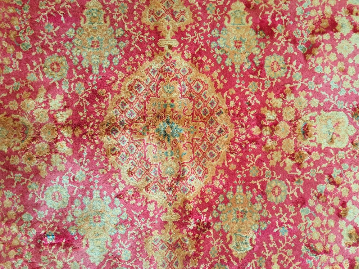 Niespotykany jedwabny maszynowo tkany dywan 185x285cm. Nr 1433