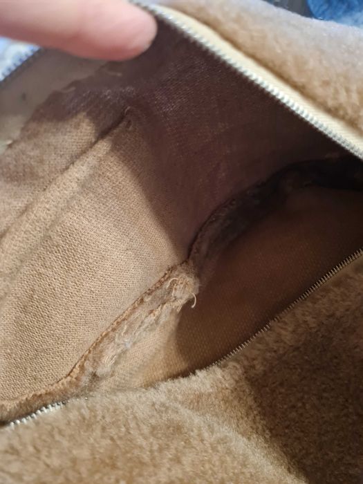 Maskotka piesek otwierana z tyłu