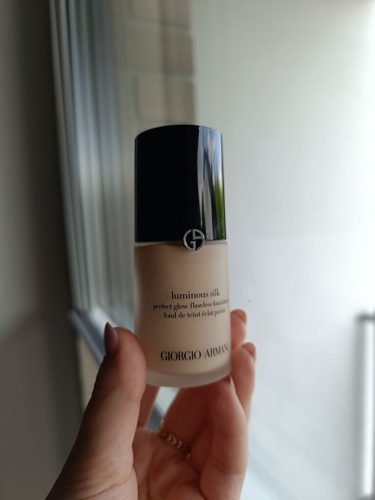 Podkład Armani Luminous Silk kolor 3