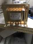 Transformador 200VA 25+25volts cada saida 4 Amperes.