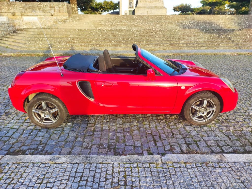 Toyota MR2 Spyder