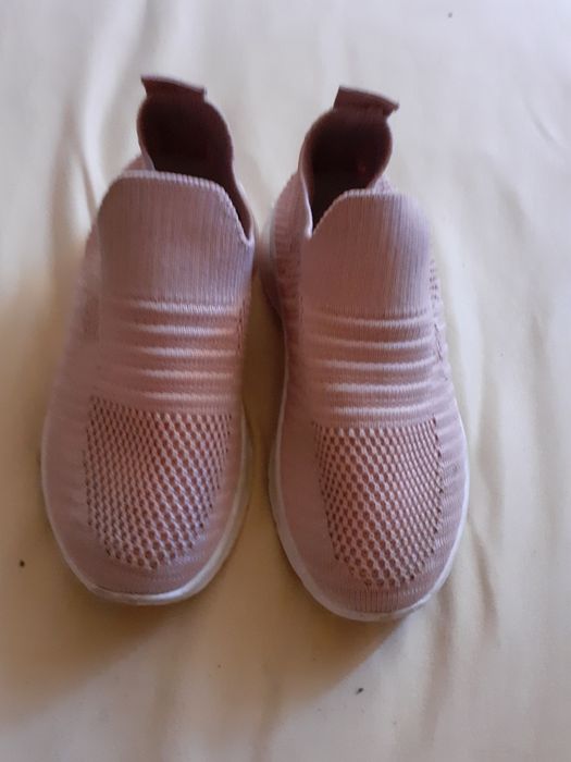 Adidaski dla dziewczynki