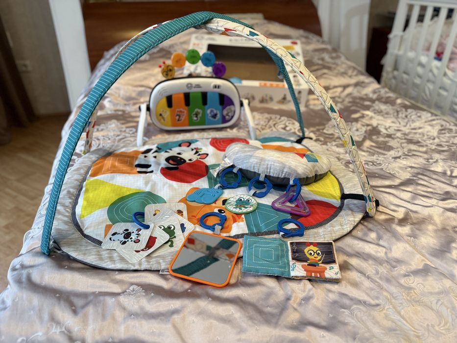 Розвиваючий килимок Babу Einstein Discovery