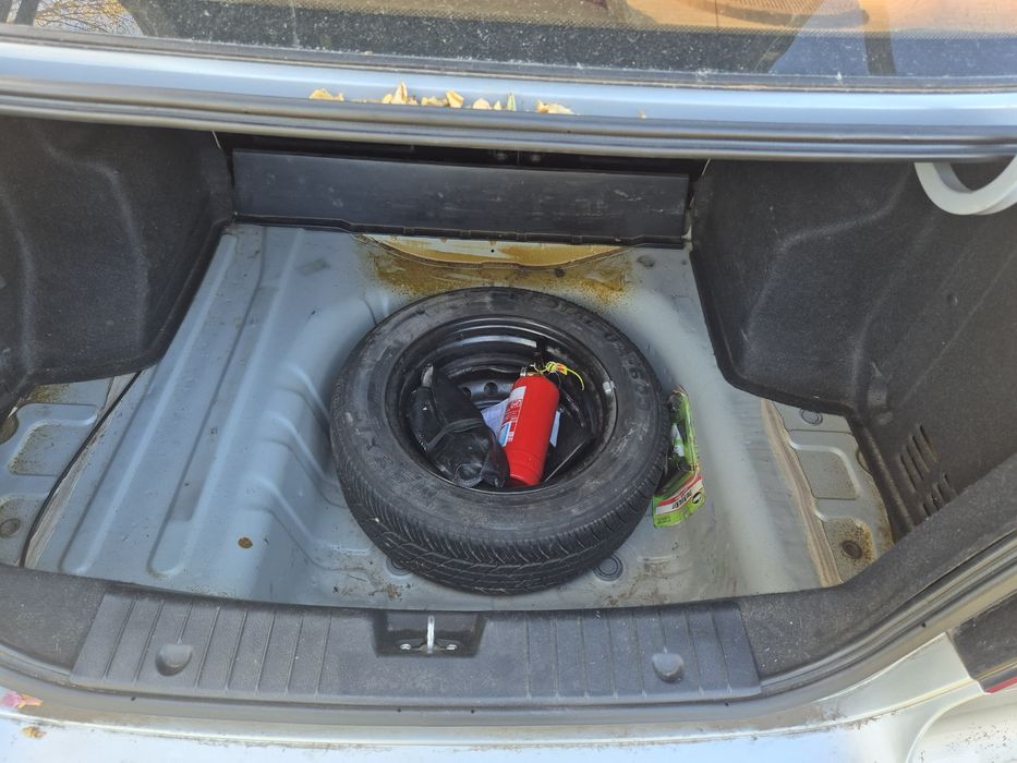 Шевроле Авео LT.