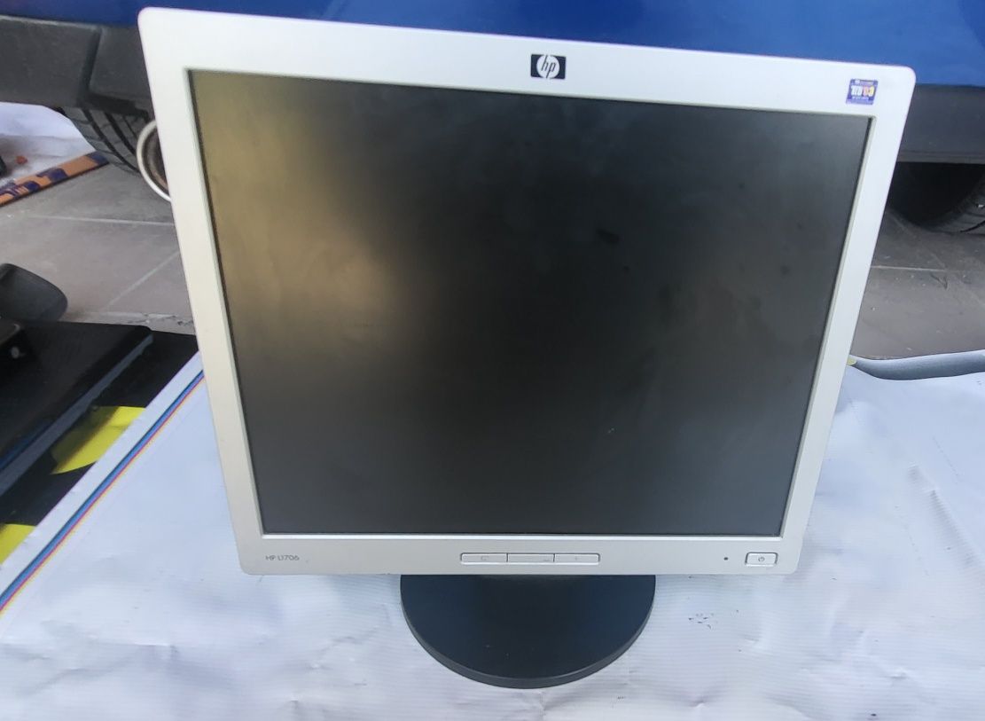 Monitor HP L1706