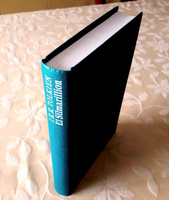 J R R Tolkien - El Silmarillion - Círculo de Lectores - Barcelona