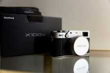Fuji X100V srebrny
