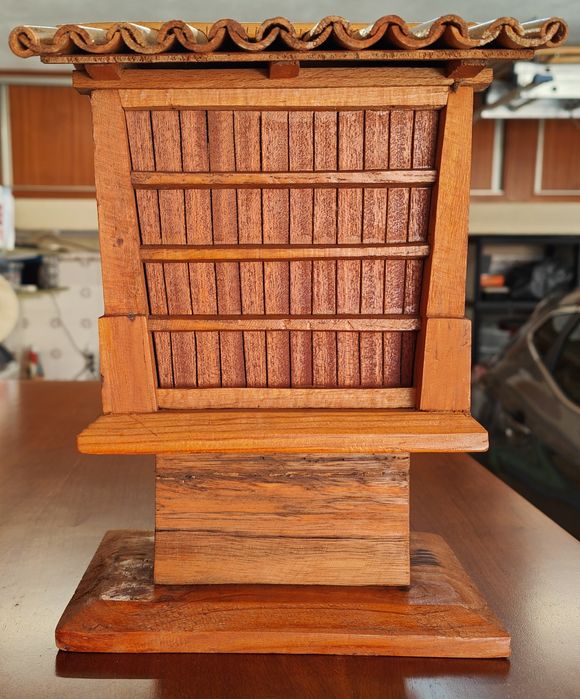 Peças Artesanato em madeira