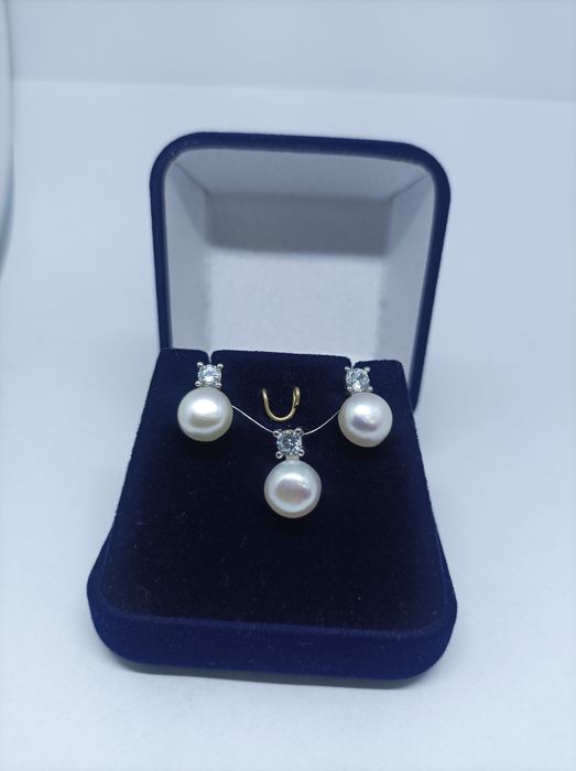 Srebrny komplet biżuterii kolczyki i wisiorek z perłą próba 925