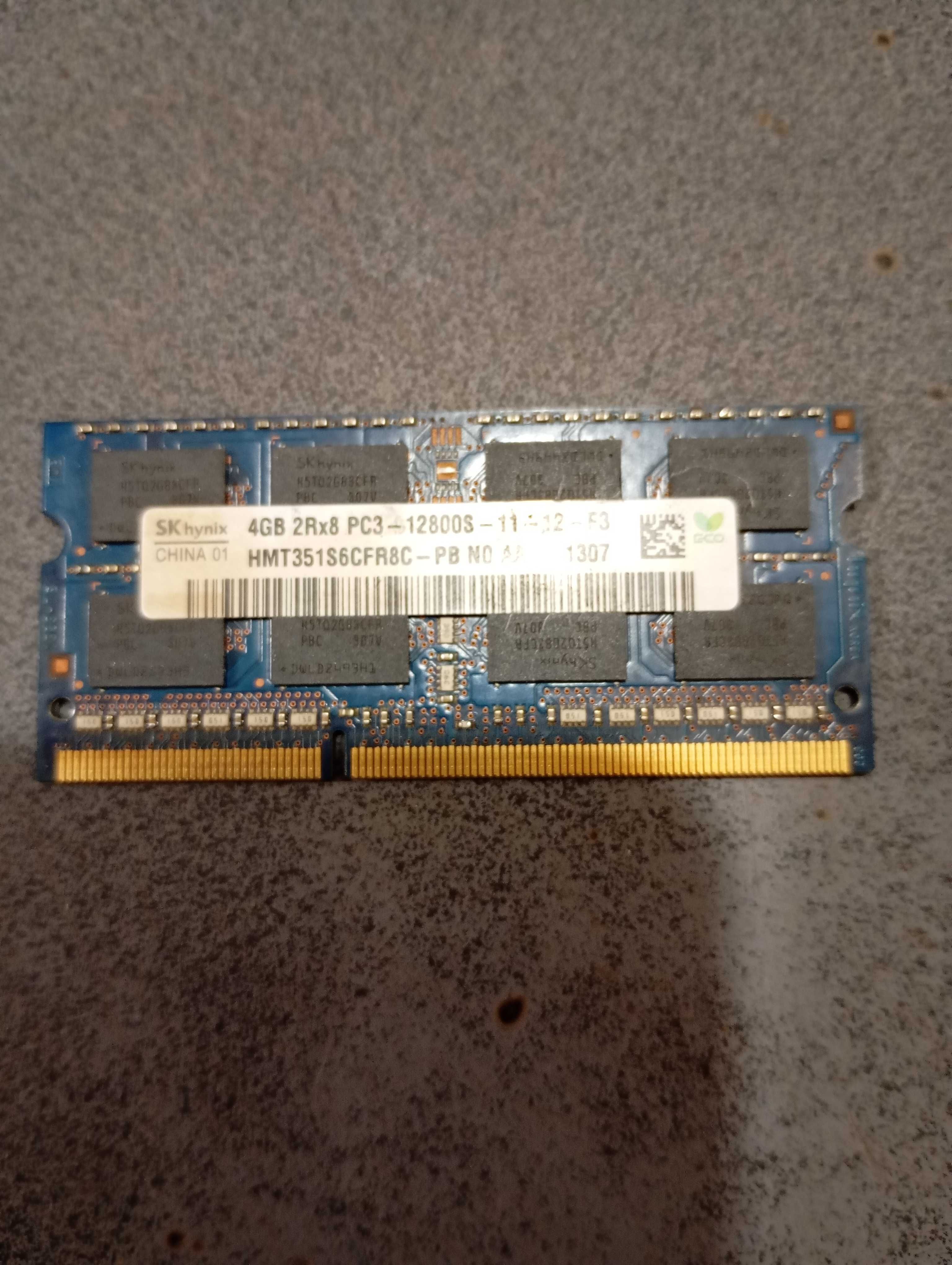 Оперативна пам'ять для ноутбука Hynix DDR3 4Gb 1600MHz 12800s 2R8 CL11