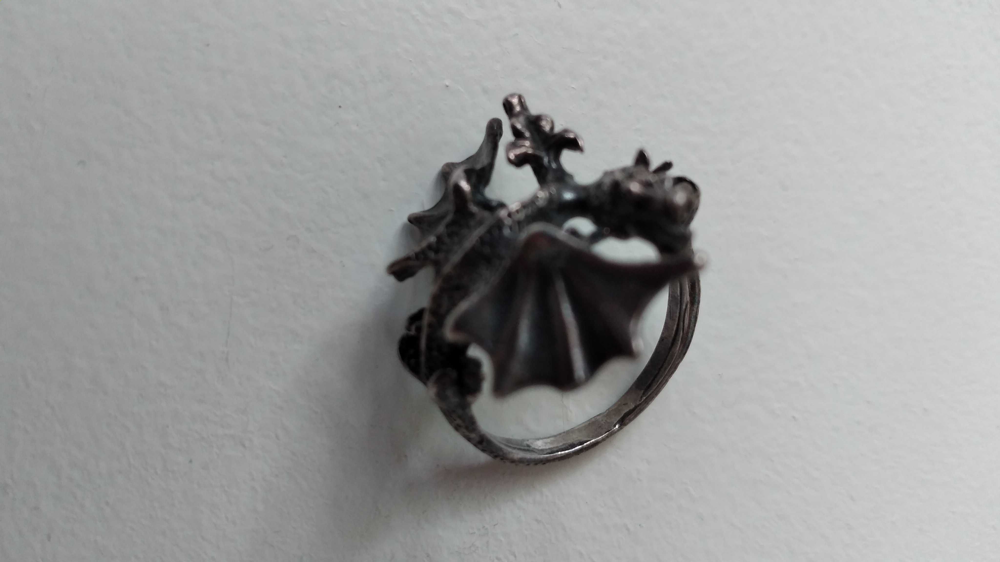 Srebrny pierścień Dragon, rozmiar 13 (średnica ok.17mm)