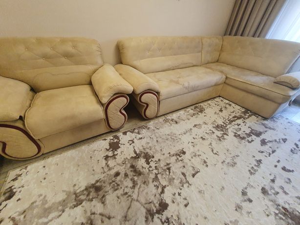 Продам шикарный угловой диван с креслом