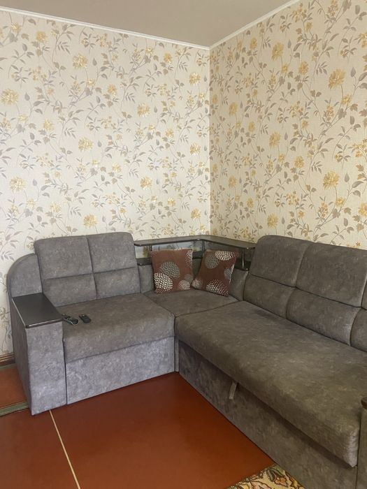 Сдам 2-кв на Холодной горе.