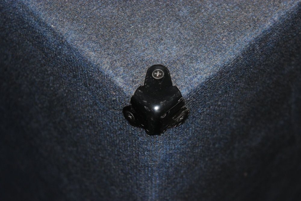 Продам колонки Alphard 600W