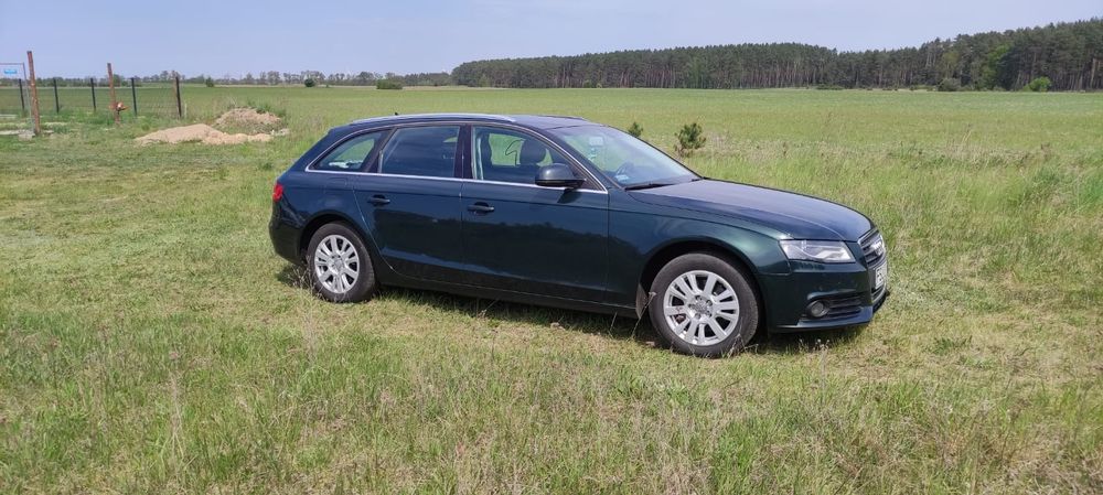 Audi A4  b8 benzyna