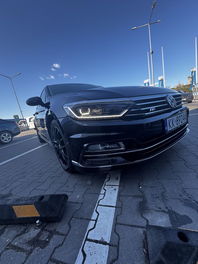 Passat B8 240 KM Polski salon R-Line 4x4 Hak automatyczny FV23%