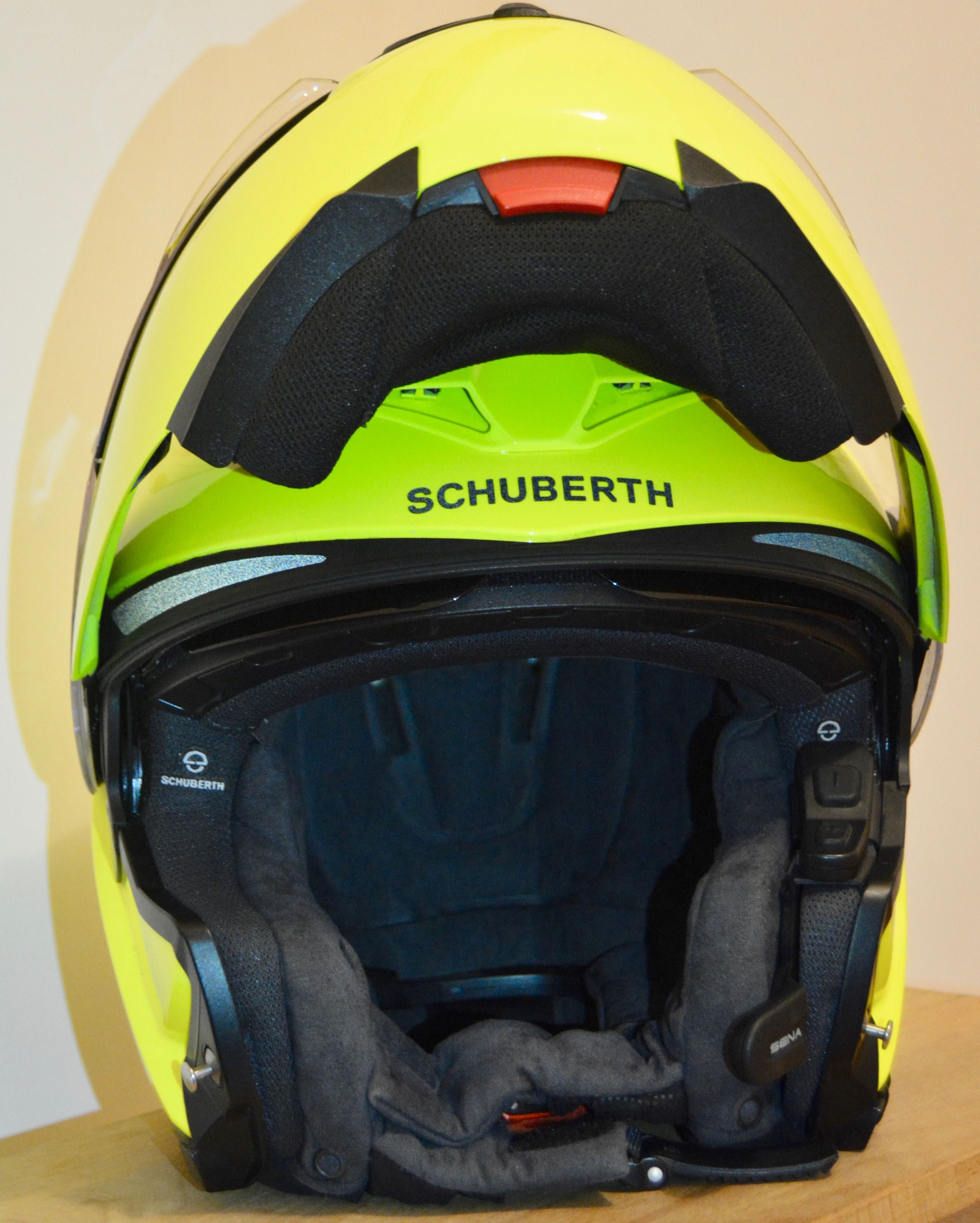 SCHUBERTH C3 Pro Fluo com sistema de comunicação Sena SC10U integrado