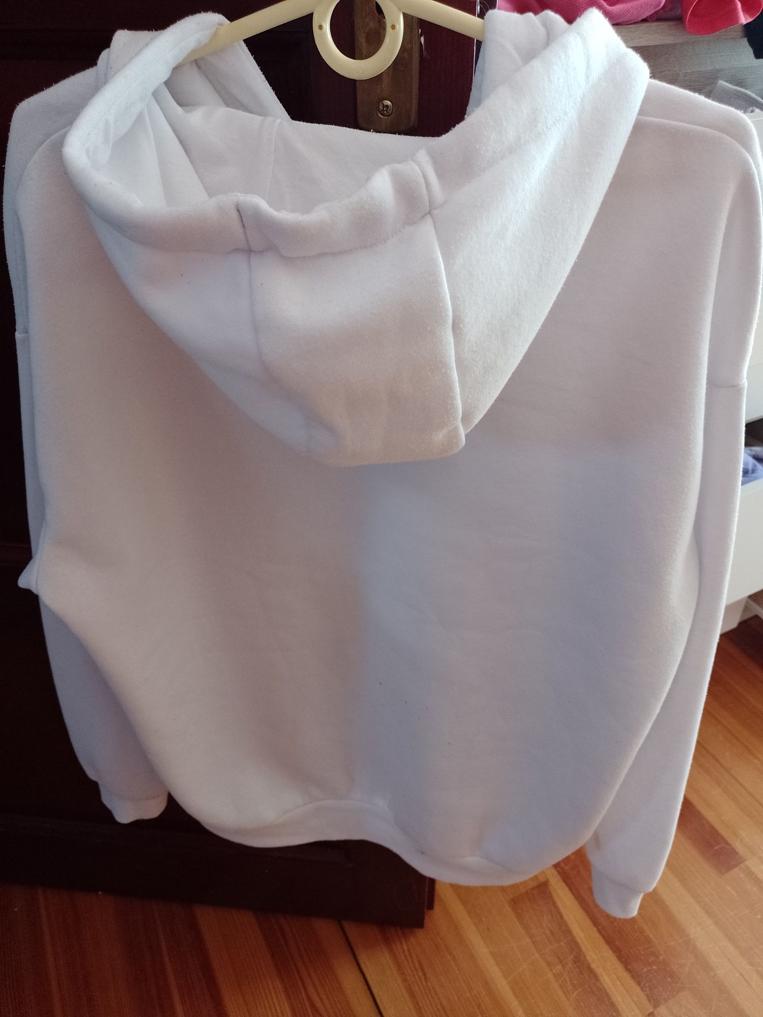 Bluza Cropp damska xl, bdb stan śnieżnobiała