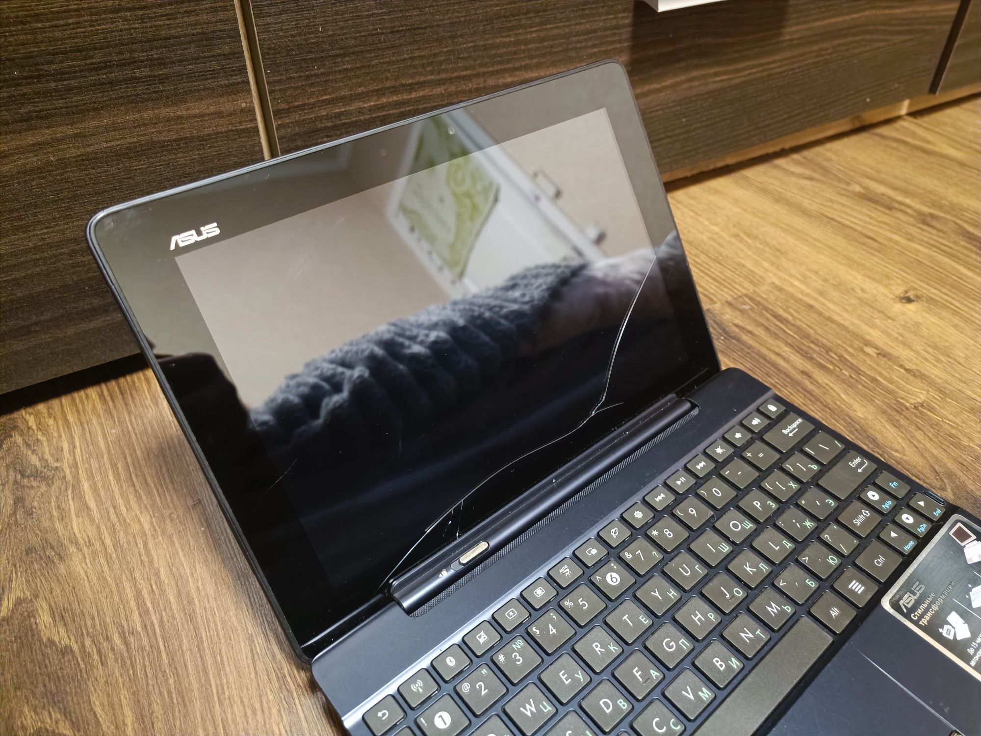 Ноутбук, планшет ASUS Transformer TF300T 16GB