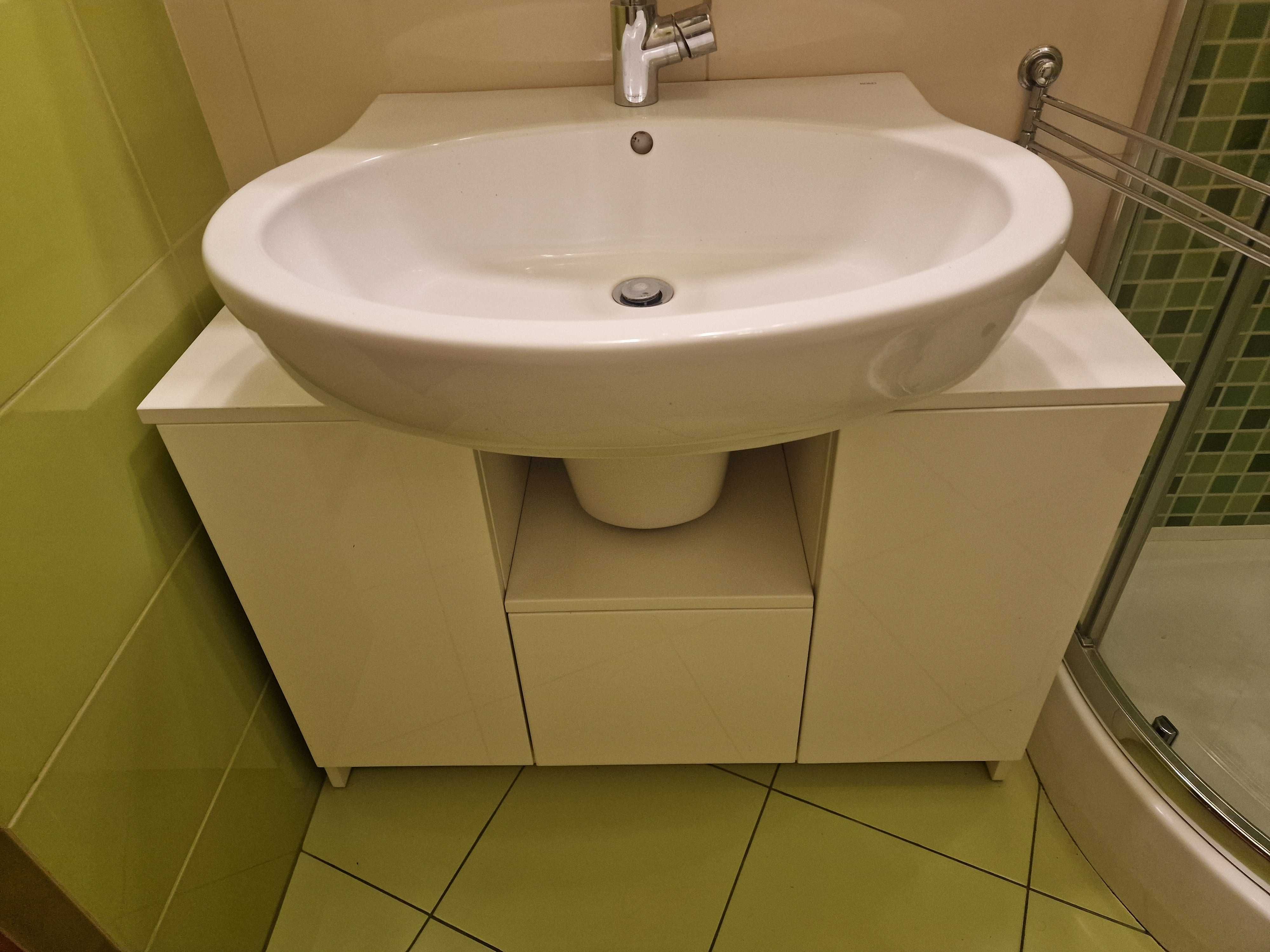 Szafka biała łazienkowa 250zł, 3-drzwiowa, front lakier biały, Tip-On