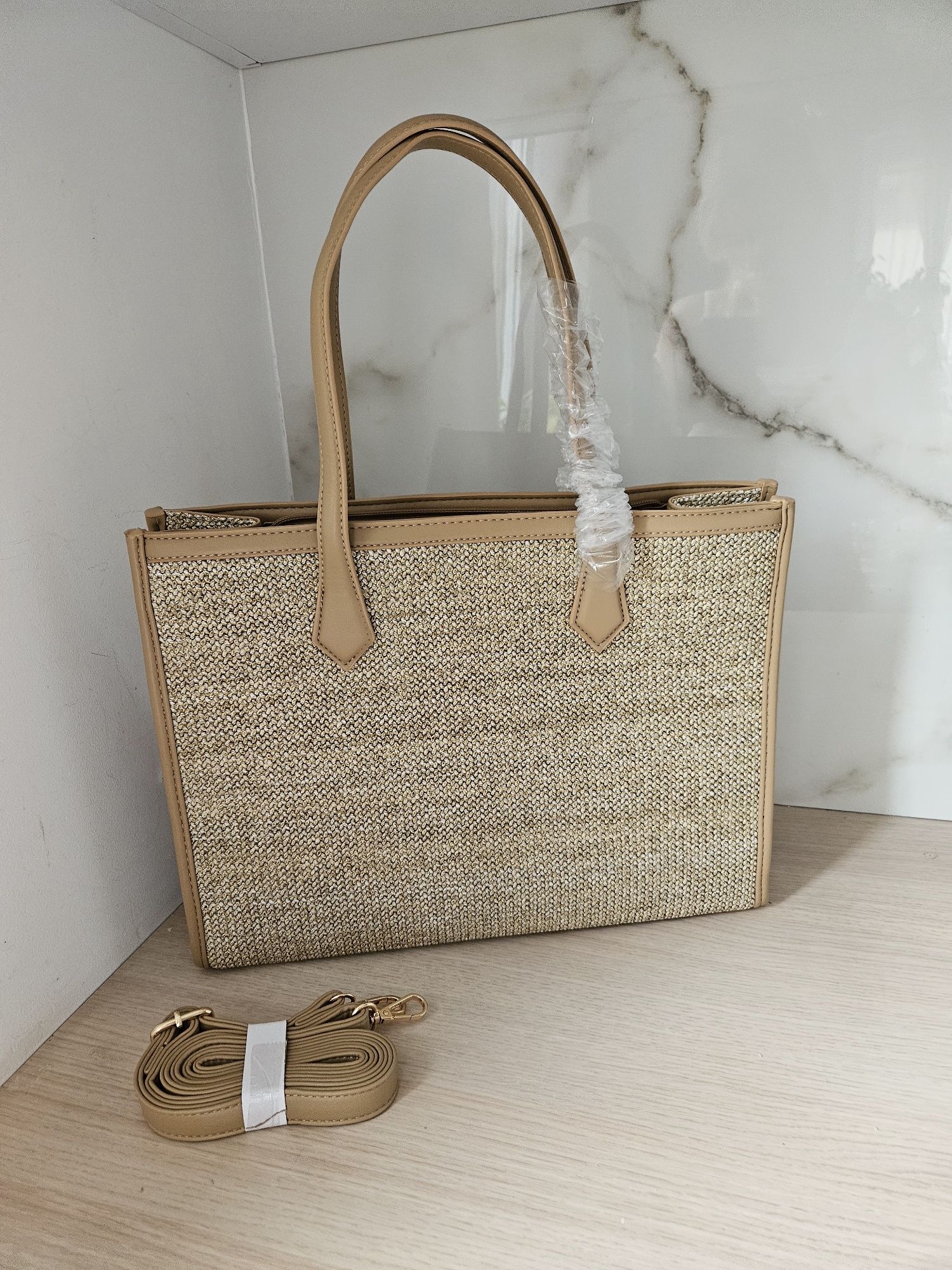 Damska torebka guess
