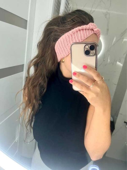 Dziergana opaska na głowę