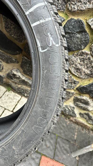 Резина зимня Tigar Winter 235/45 R18