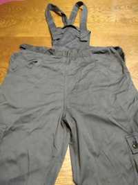 Męskie spodnie robocze z szelkami