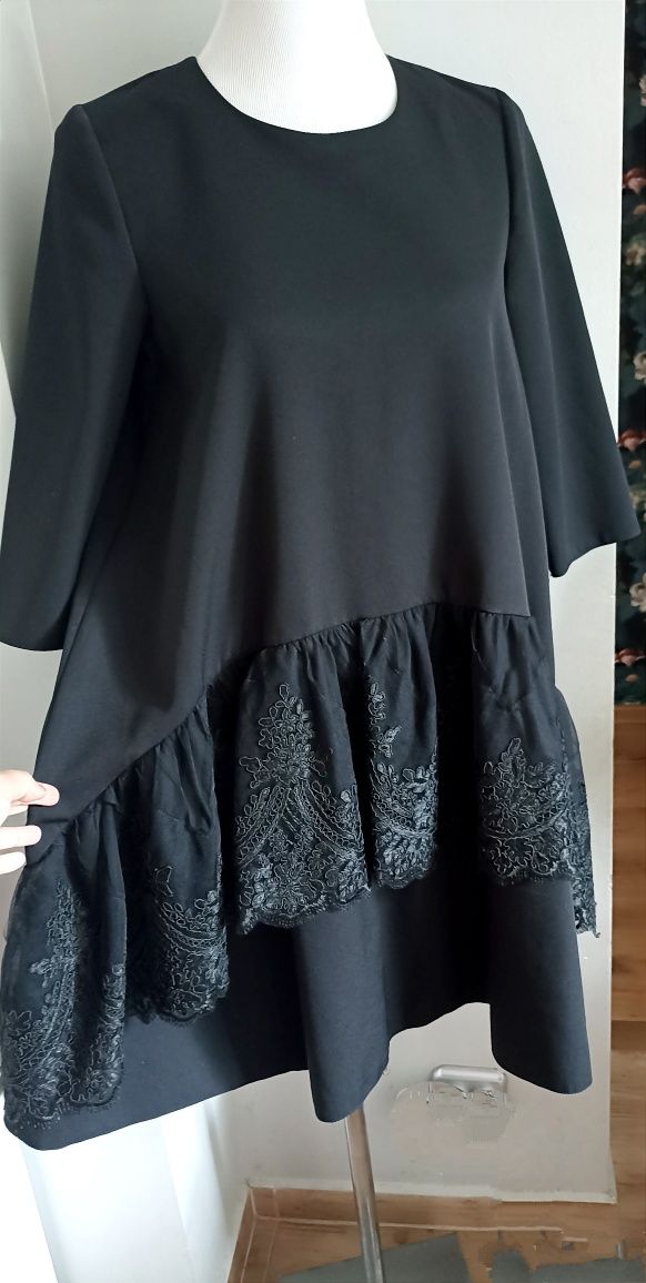 Trapezowa sukienka oversize r. 36